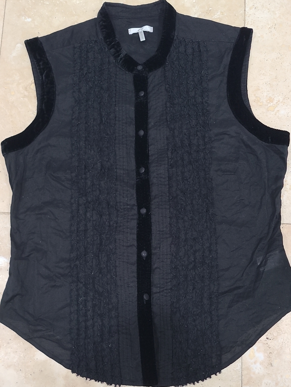 Metro 7 Black Sleeveless Button-Front Lace-Trim Top